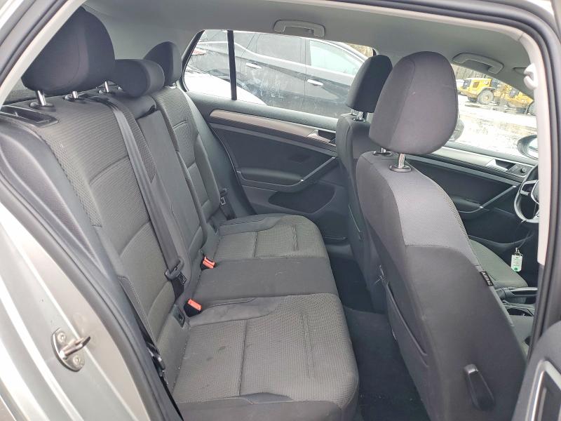 3VW217AU7GM017768
