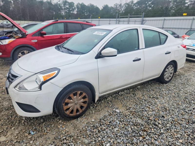 2019 NISSAN VERSA S — VIN 3N1CN7AP5KL823843
