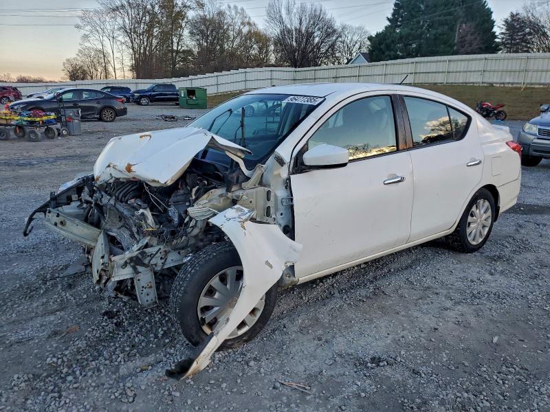 2016 NISSAN VERSA S — VIN 3N1CN7AP1GL873663