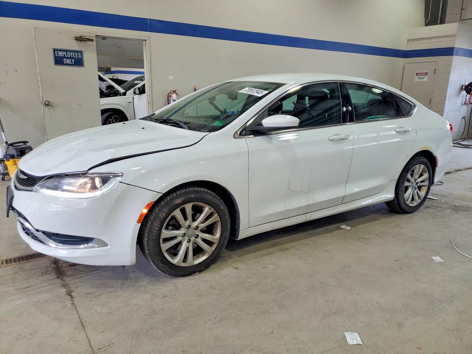 2015 CHRYSLER 200 — VIN 1C3CCCAB5FN589889