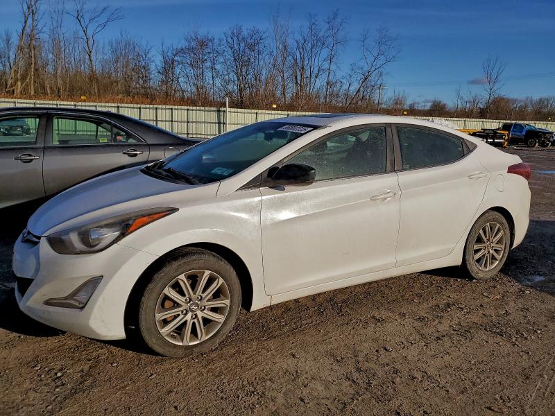 2015 HYUNDAI ELANTRA SE — VIN 5NPDH4AE6FH586369