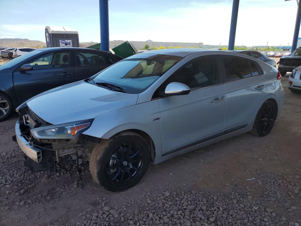 2017 HYUNDAI IONIQ HYBRID — VIN KMHC85LCXHU049361