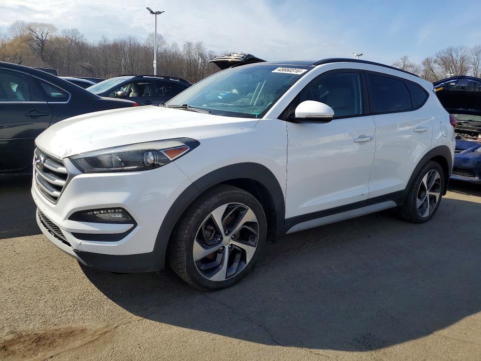 2018 HYUNDAI TUCSON — VIN KM8J3CA22JU665887