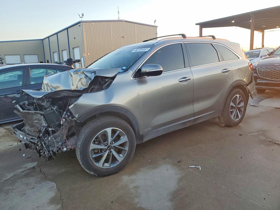 2019 KIA SORENTO EX — VIN 5XYPHDA55KG519227
