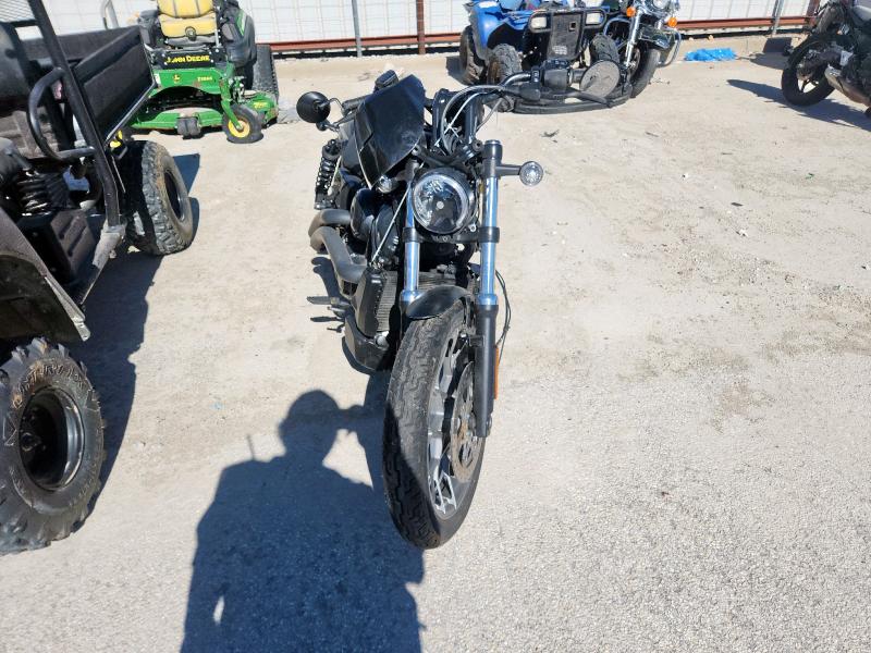MLY1ZF116SS305530