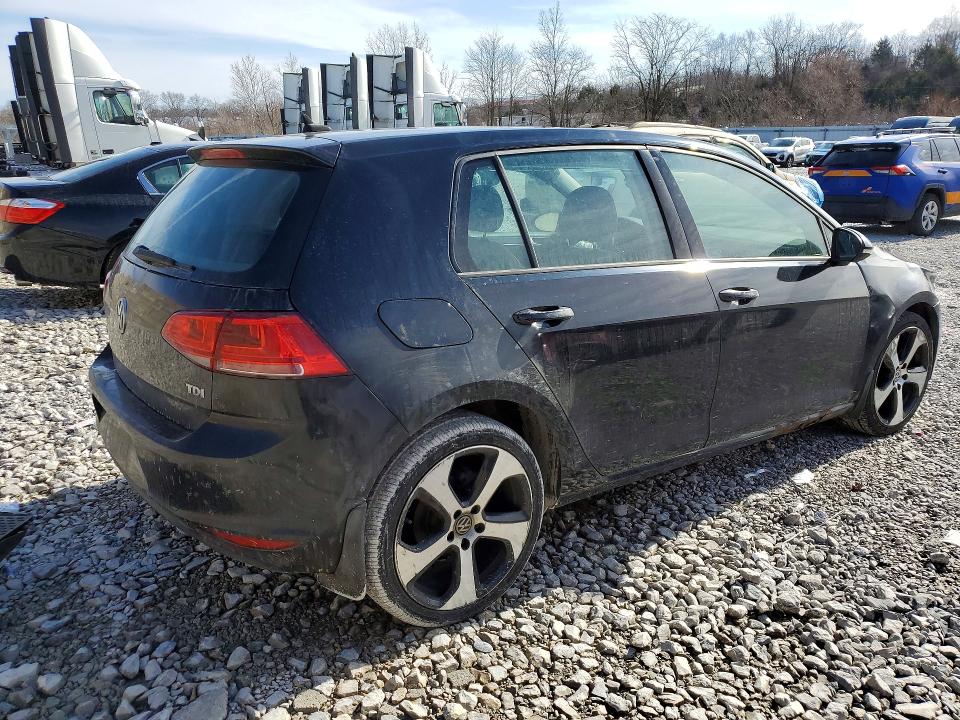 3VW2A7AU8FM061180