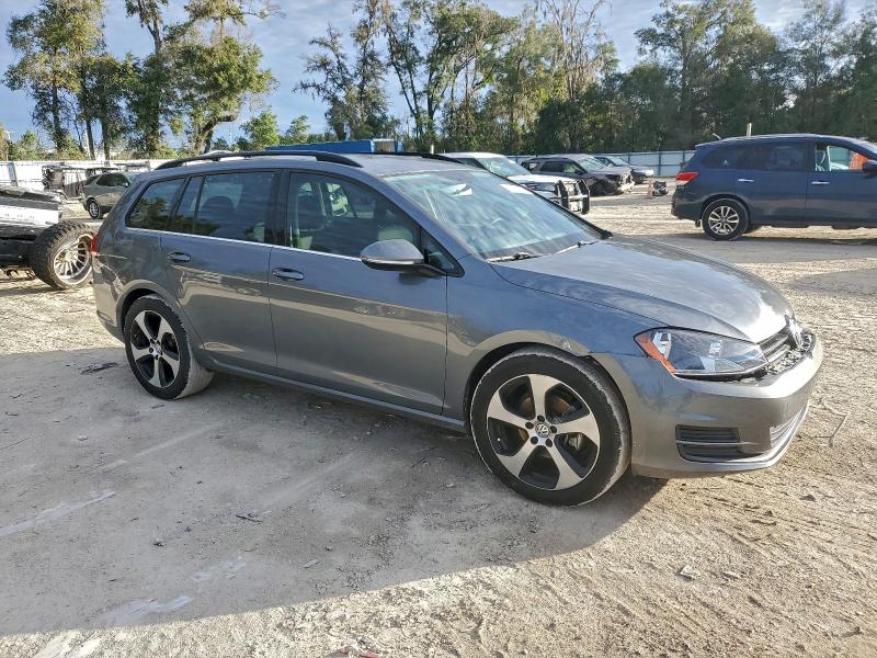 3VWCA7AUXFM510573