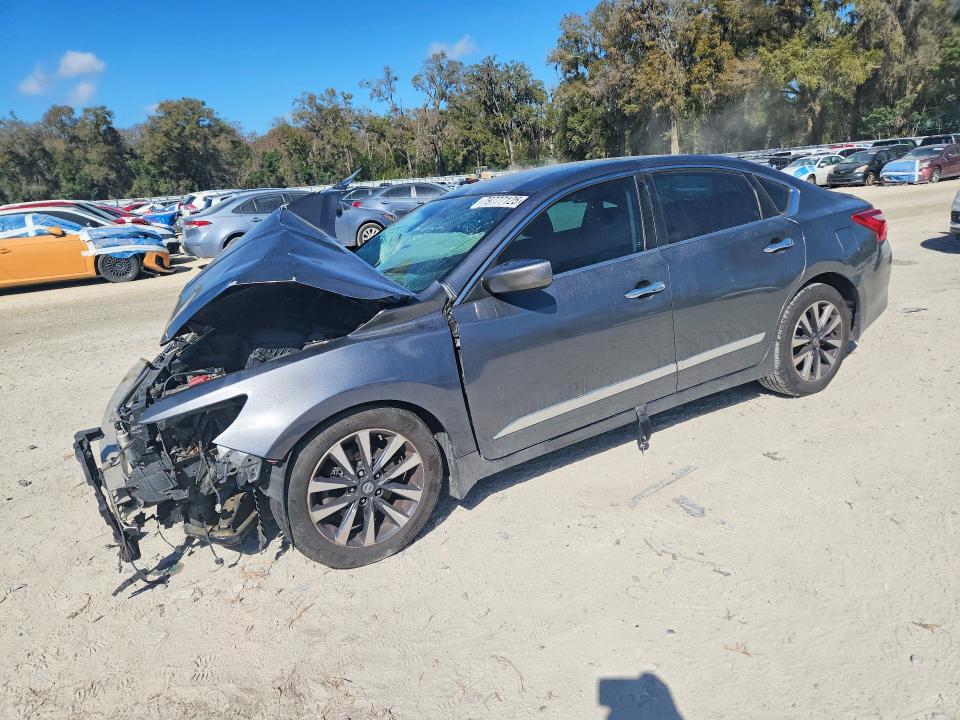 2017 NISSAN ALTIMA — VIN 1N4AL3AP3HC266119