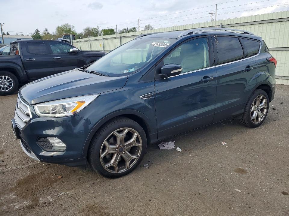 2019 FORD ESCAPE — VIN 1FMCU9J93KUA74121