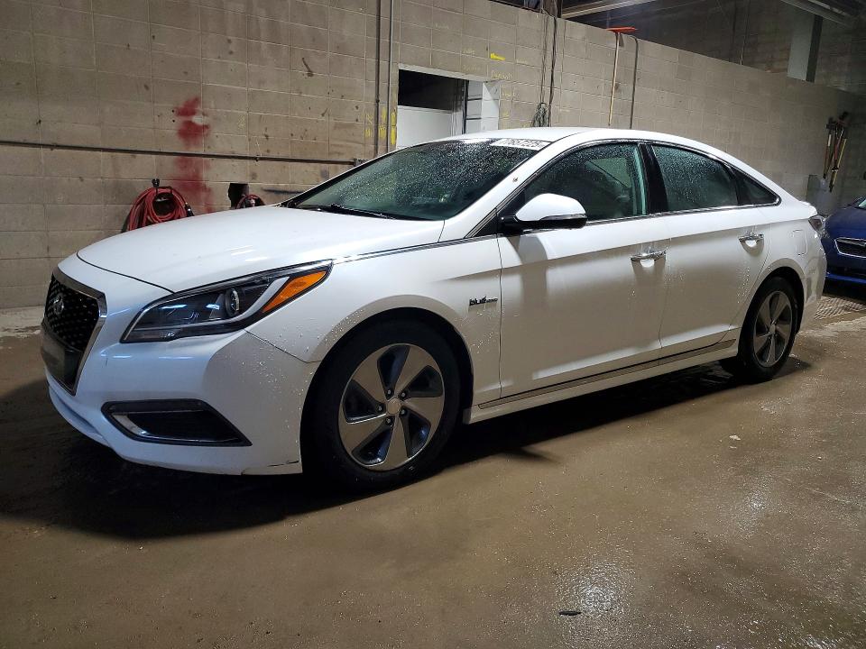 2017 HYUNDAI SONATA HYBRID — VIN KMHE34L16HA044711