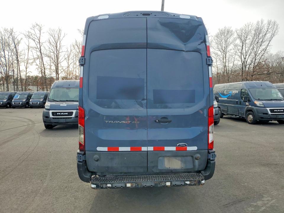 1FTBR3X84LKB28181