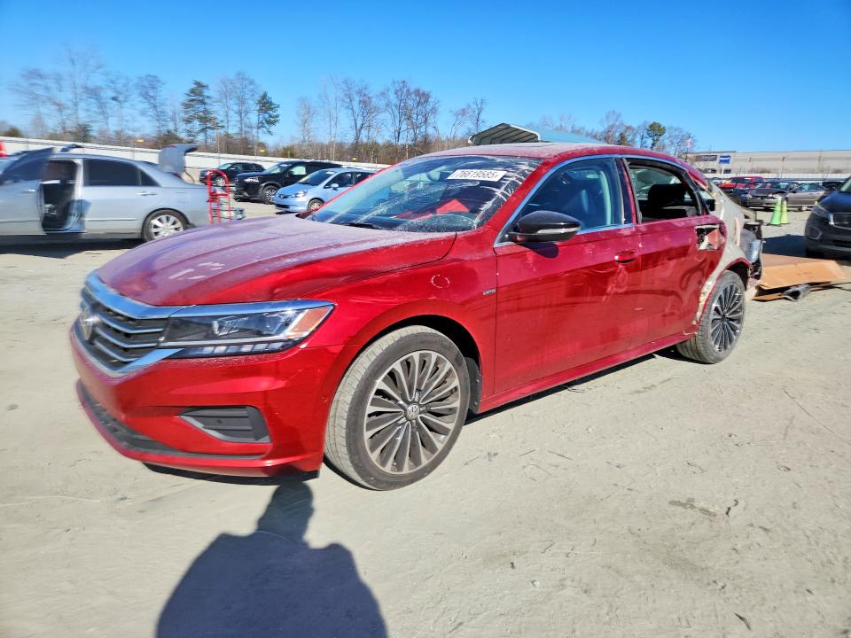 2022 VOLKSWAGEN PASSAT — VIN 1VWBA7A33NC009995