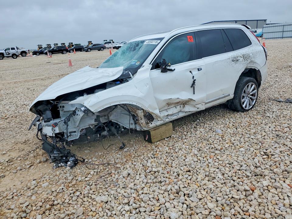 2018 VOLVO XC90 — VIN YV4A22PL0J1359366