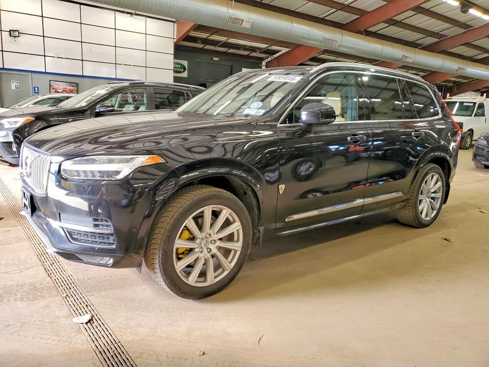 2016 VOLVO XC90 — VIN YV4A22PL0G1023841