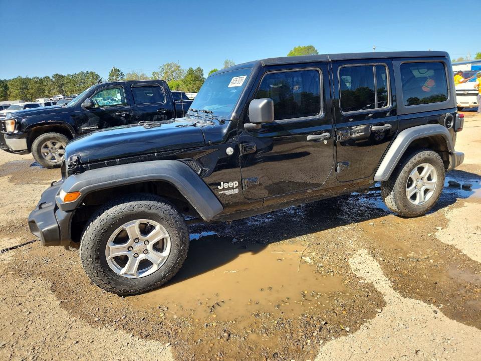 2018 JEEP WRANGLER UNLIMITED — VIN 1C4HJXDG5JW292601