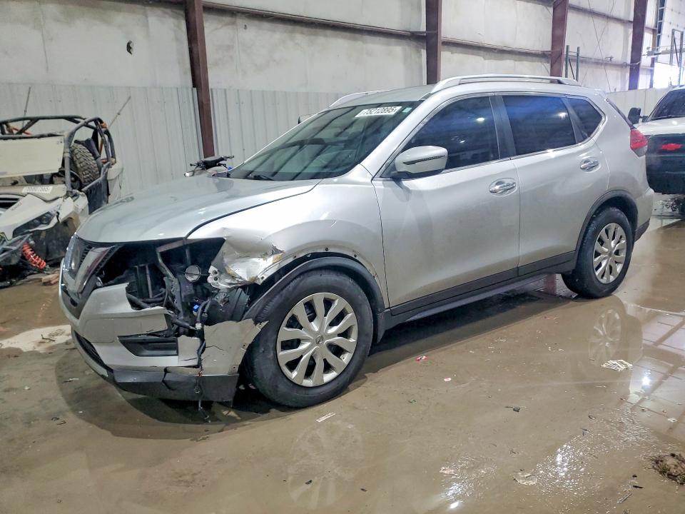 2017 NISSAN ROGUE — VIN KNMAT2MT7HP579373