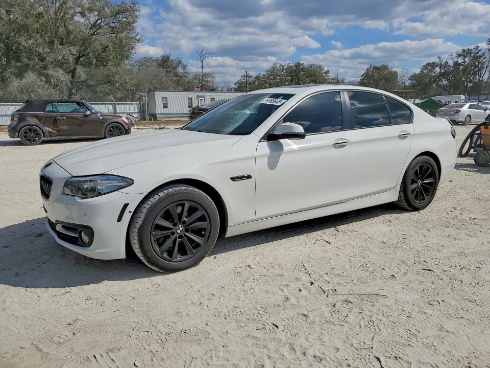2016 BMW 528 — VIN WBA5A5C50GG351948