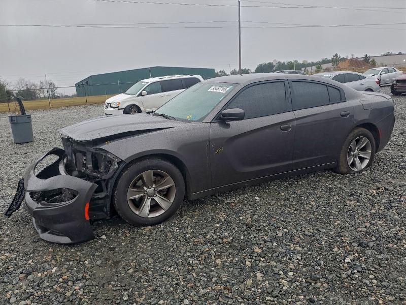 2015 DODGE CHARGER SE — VIN 2C3CDXBG4FH897370