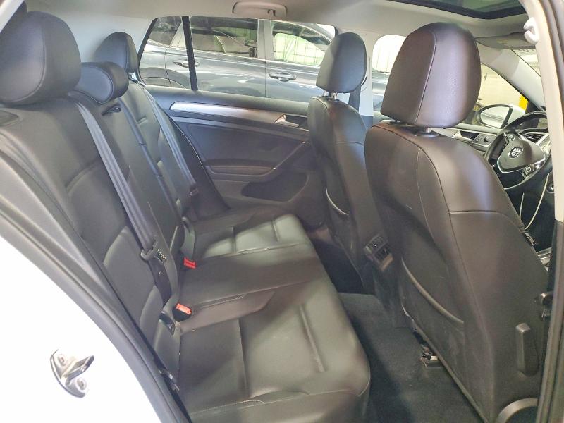3VW217AU5FM064389
