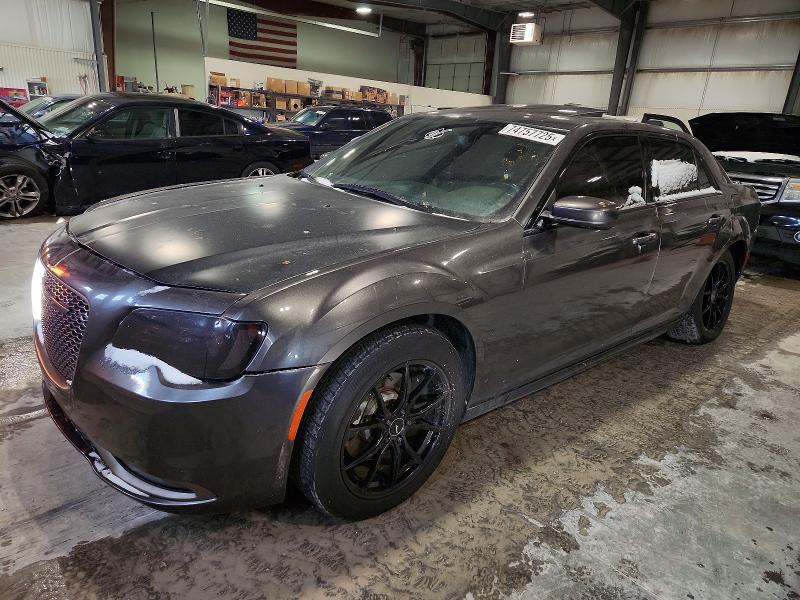 2016 CHRYSLER 300 — VIN 2C3CCAGGXGH296300