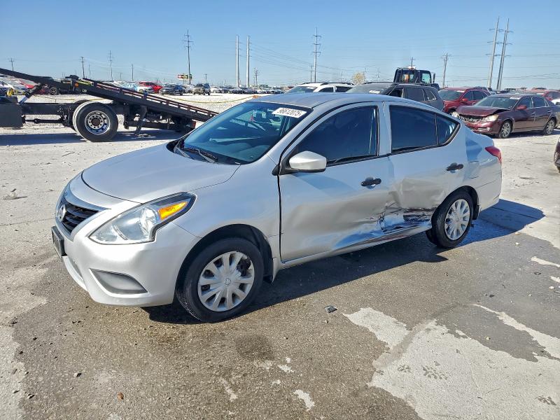 2016 NISSAN VERSA S — VIN 3N1CN7AP5GL911587