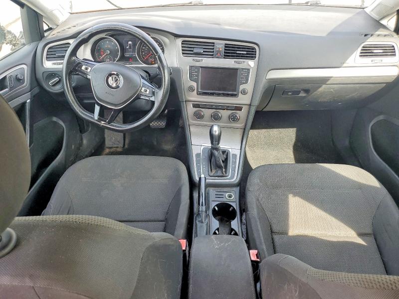 3VW217AU6GM041818