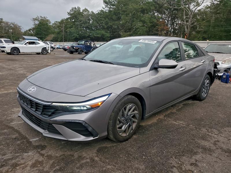 2024 HYUNDAI ELANTRA SE — VIN KMHLM4DG0RU663893