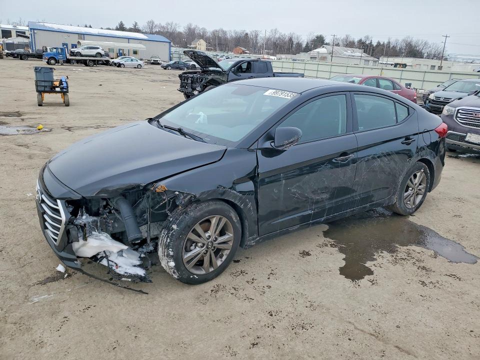 2018 HYUNDAI ELANTRA SE — VIN 5NPD84LF0JH231566