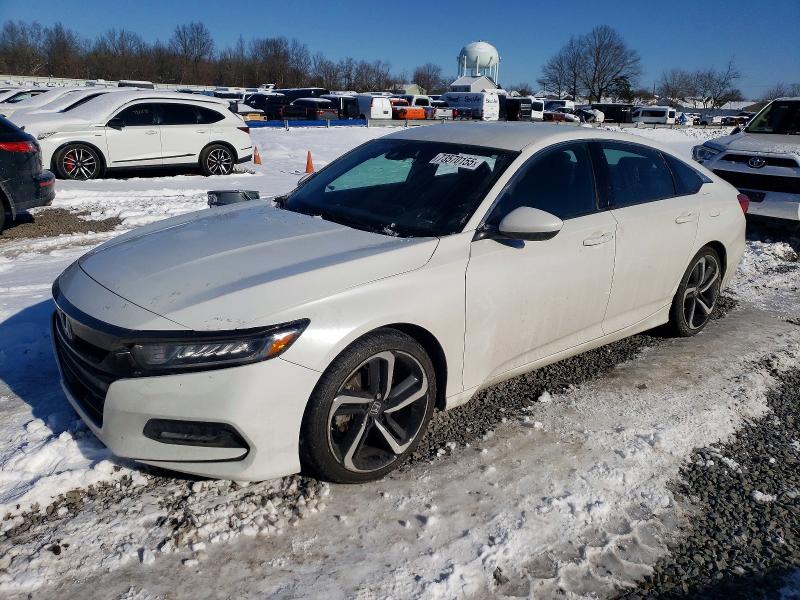 2018 HONDA ACCORD — VIN 1HGCV1F3XJA095993
