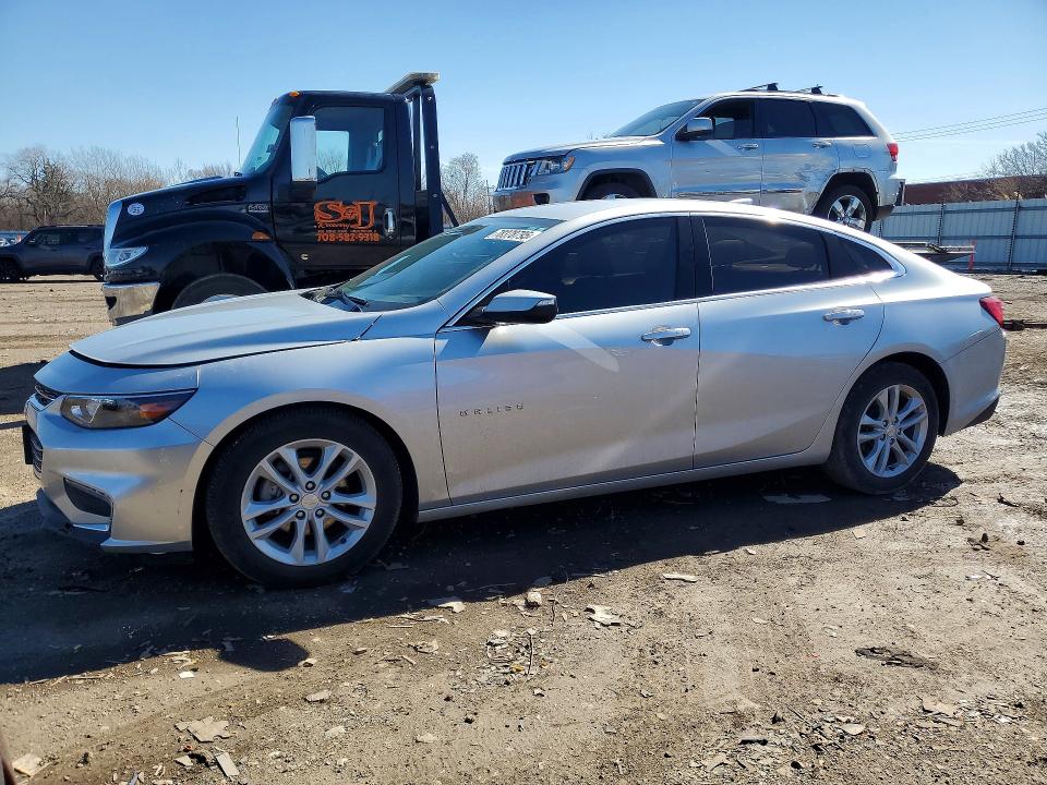 2018 CHEVROLET MALIBU — VIN 1G1ZD5ST5JF211895