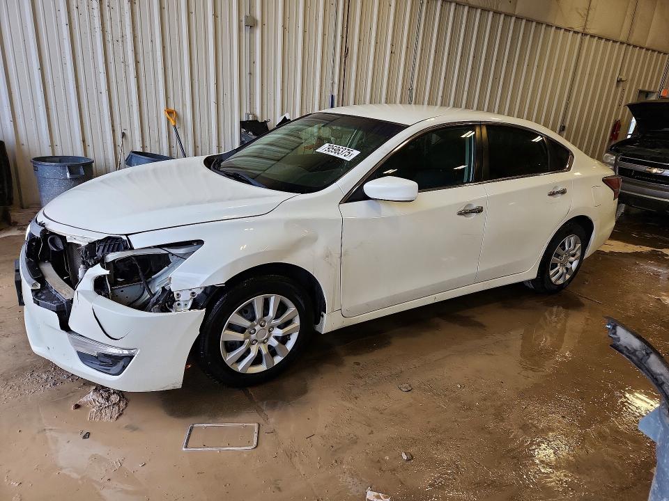 2015 NISSAN ALTIMA — VIN 1N4AL3AP3FN369512
