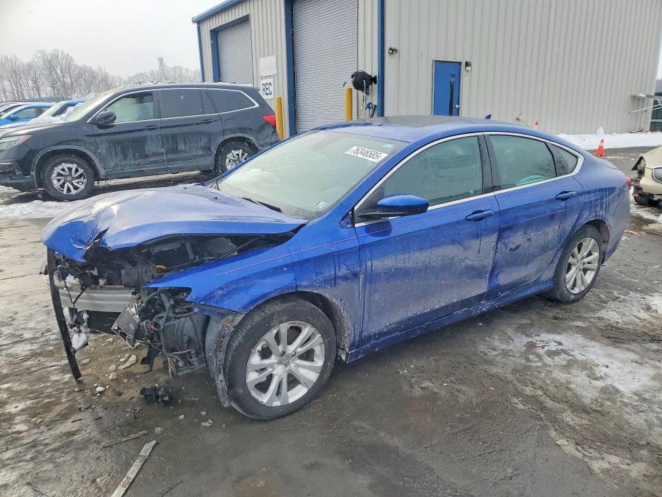 2016 CHRYSLER 200 — VIN 1C3CCCAG4GN121732