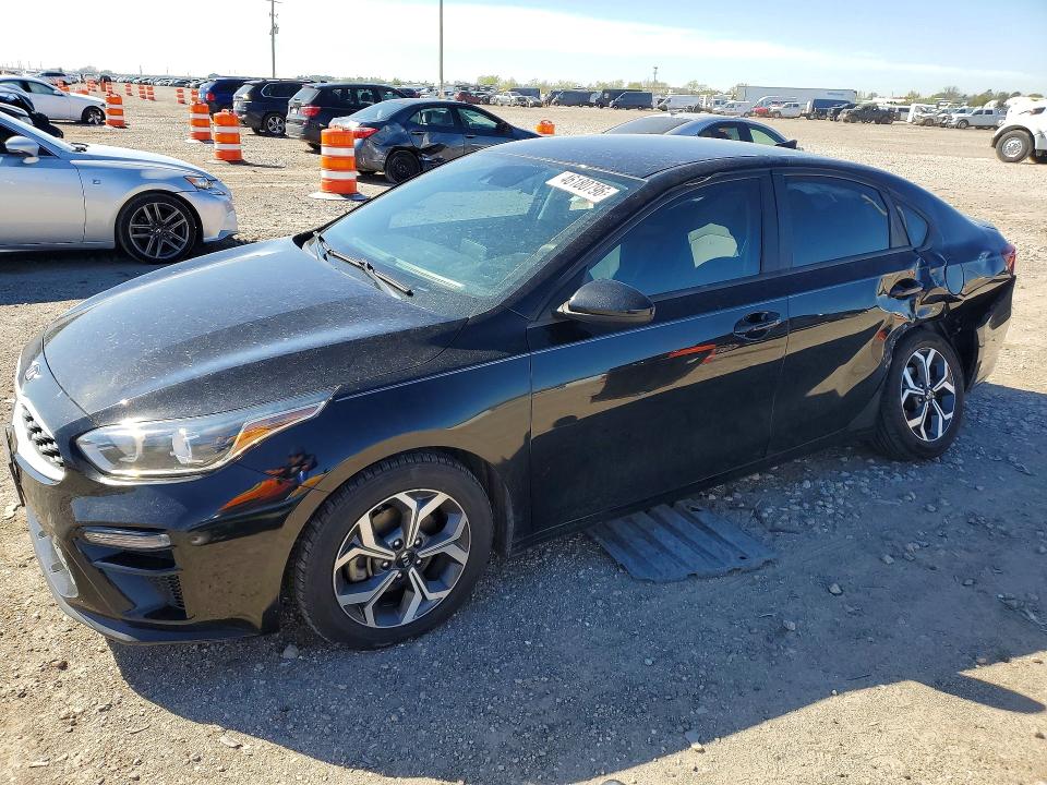 2021 KIA FORTE — VIN 3KPF24AD4ME341072