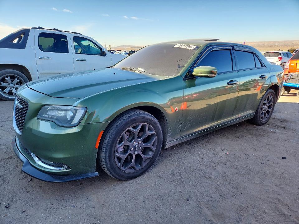 2018 CHRYSLER 300 — VIN 2C3CCAGG5JH181823