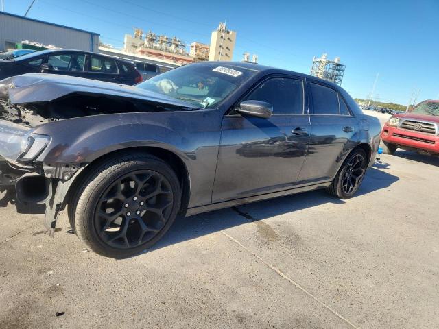 2018 CHRYSLER 300 — VIN 2C3CCABG1JH214453