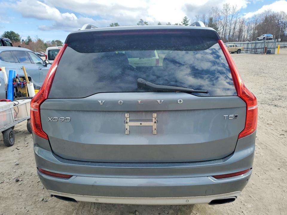YV4102XK5G1056461