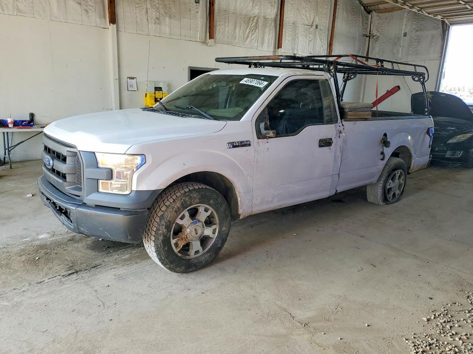 2016 FORD F150 — VIN 1FTMF1C82GKF02692