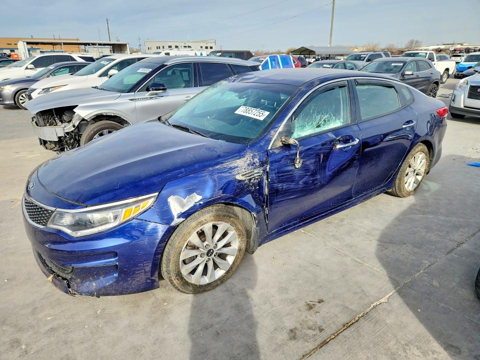 2018 KIA OPTIMA — VIN 5XXGU4L35JG212425