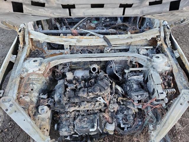 3VWSM7BU8RM034250