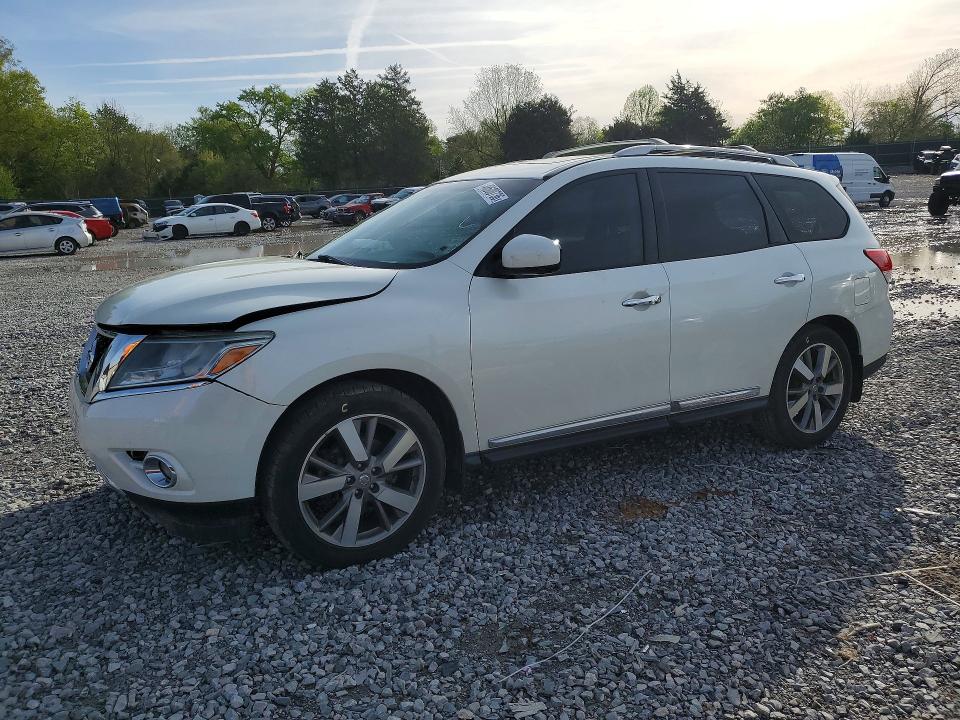 2015 NISSAN PATHFINDER — VIN 5N1AR2MM2FC643357