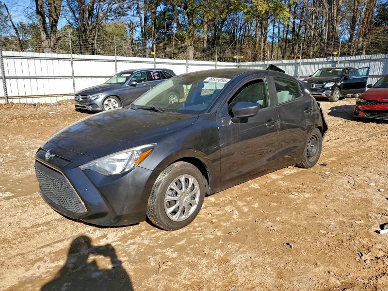 2019 TOYOTA YARIS L — VIN 3MYDLBYV5KY521925