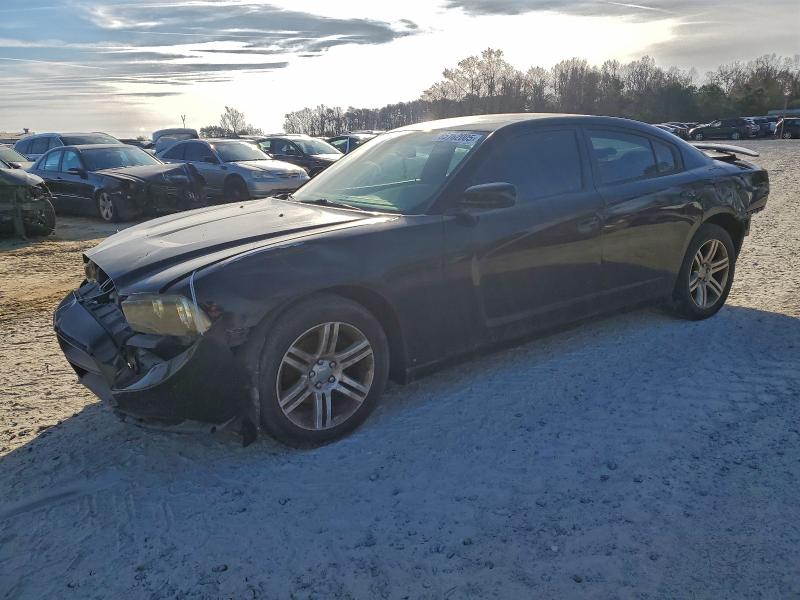 2013 DODGE CHARGER SE — VIN 2C3CDXBG6DH639140