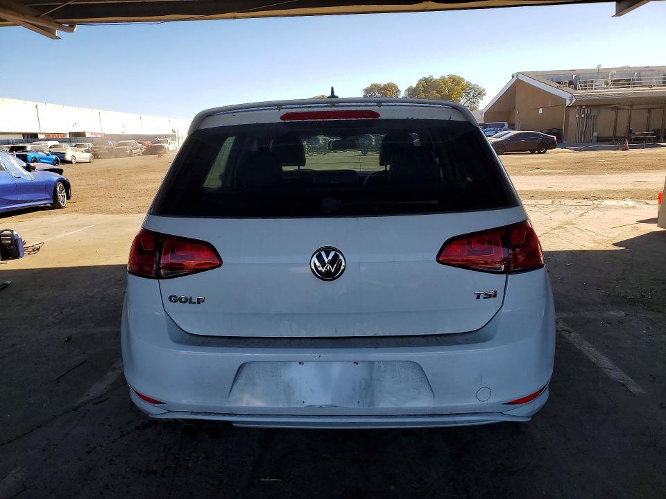 3VW217AU0FM005492
