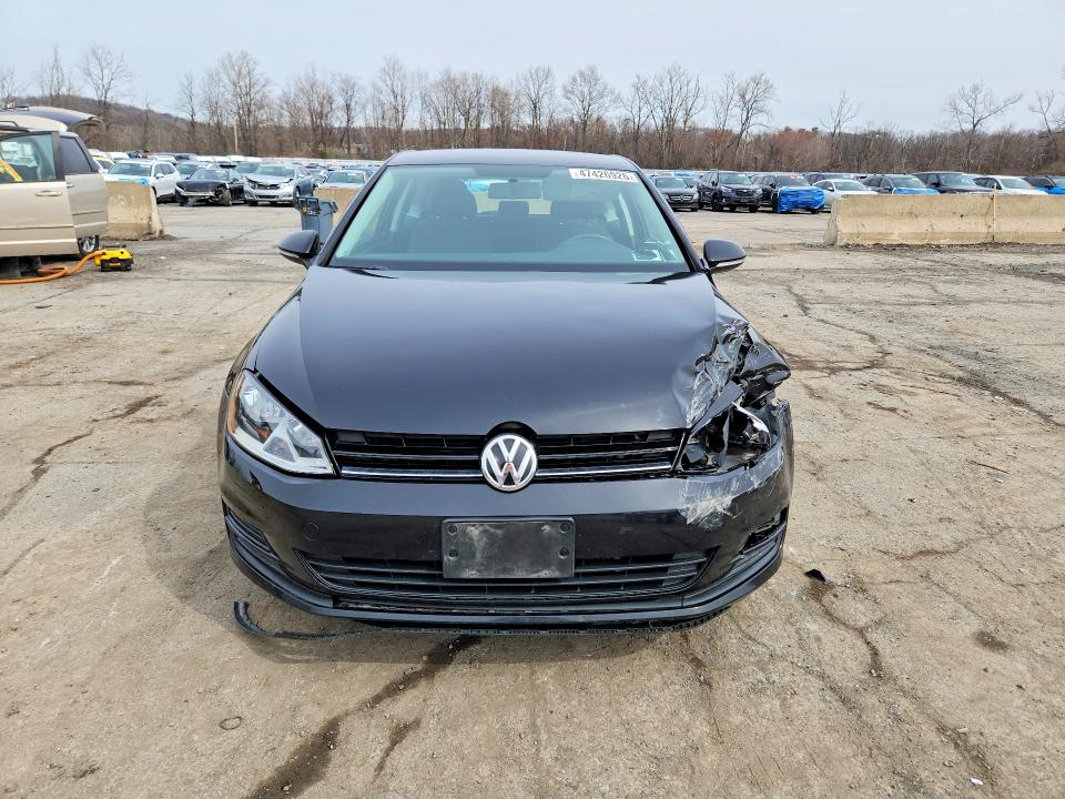 3VW817AU3FM022183