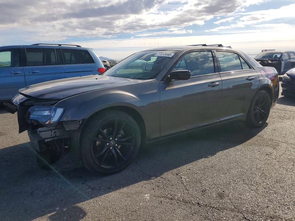 2021 CHRYSLER 300 — VIN 2C3CCAAG1MH598935