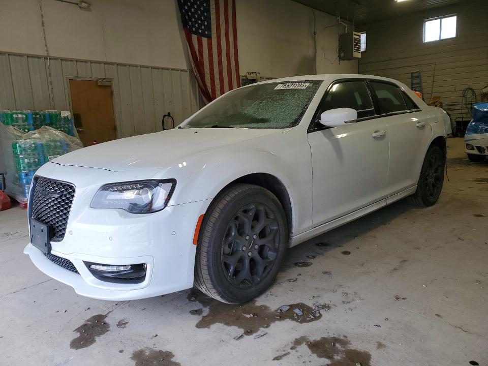 2023 CHRYSLER 300 — VIN 2C3CCASG1PH662071