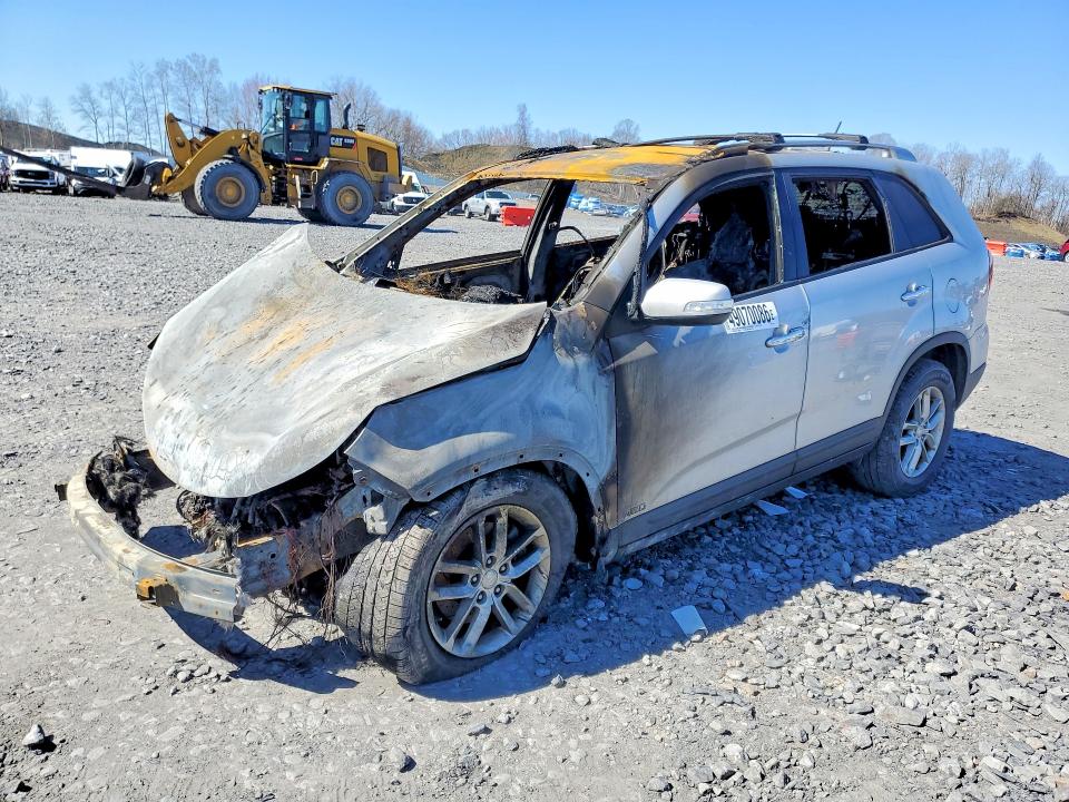 2015 KIA SORENTO — VIN 5XYKTDA6XFG570312