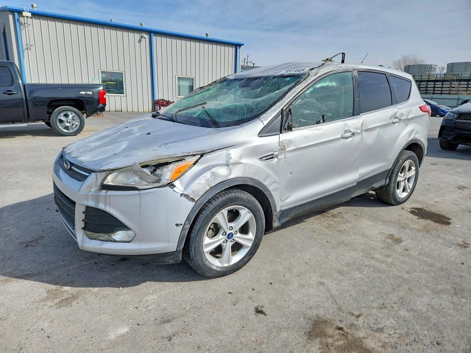 2015 FORD ESCAPE — VIN 1FMCU0G78FUA25147