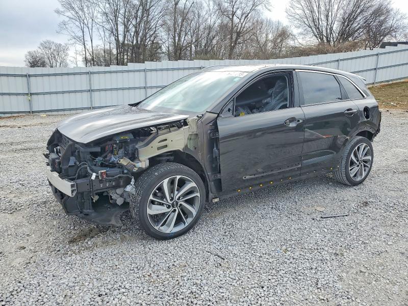 2018 KIA NIRO TOURI — VIN KNDCE3LC5J5111864