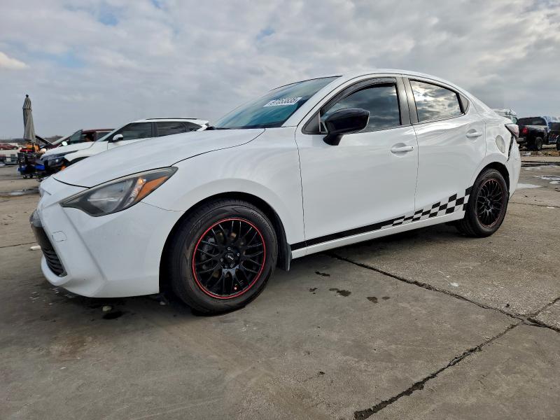2017 TOYOTA YARIS IA — VIN 3MYDLBYV0HY158376